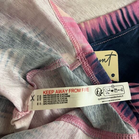 Free‎ People Movement True North Magenta Tee small NWT - Picture 13 of 14